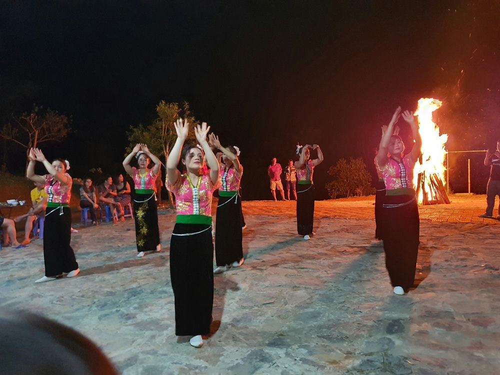 Phụ nữ góp phần thay da đổi thịt cho mảnh đất vùng cao Sơn La